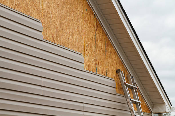 Professional Fiber Cement Siding technician working in Utica, PA